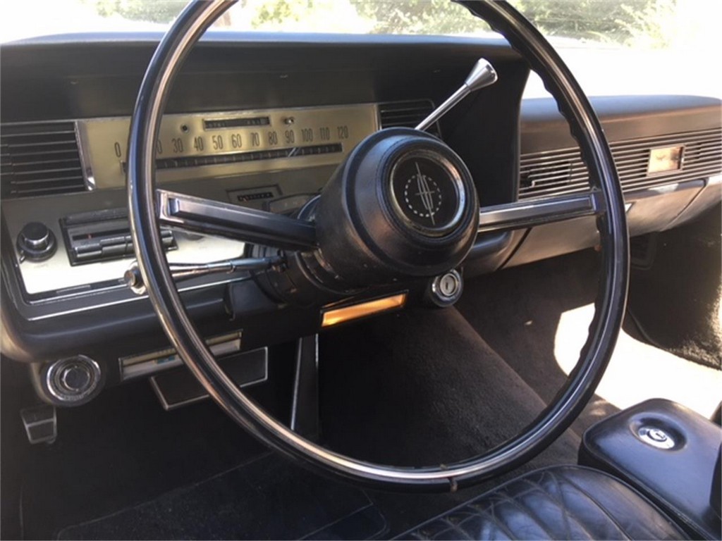 1965 Ford Mustang K-Code 2+2 Fastback - Image 6