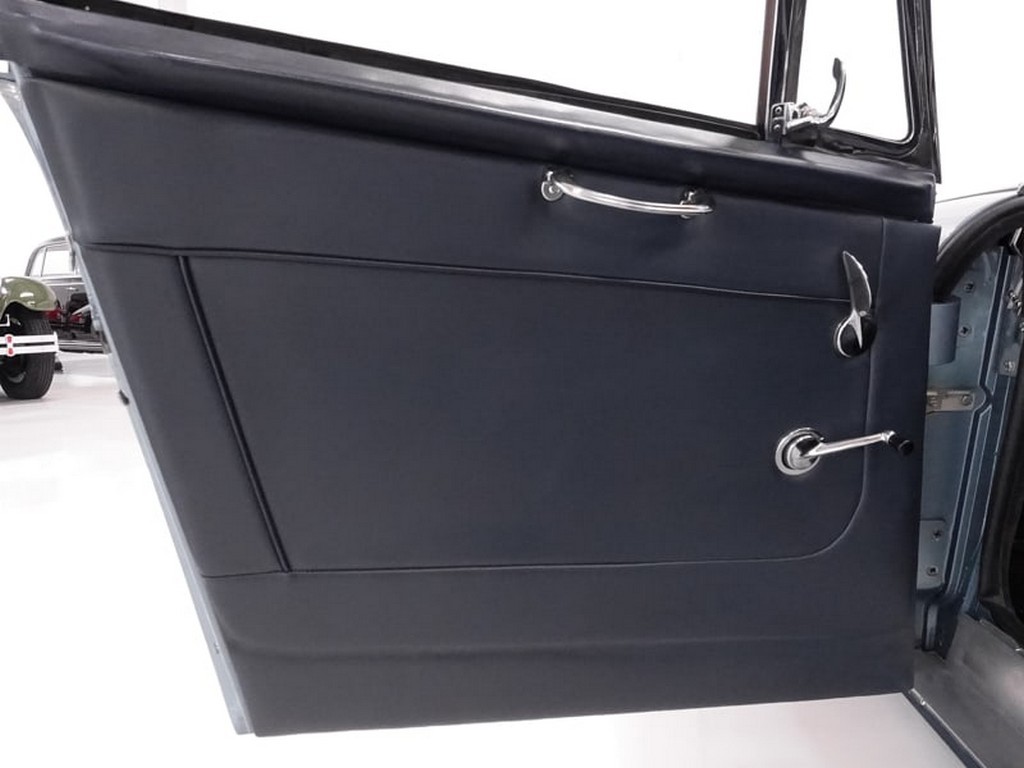 1967 Austin-Healey 3000 Mk III Phase II Roadster - Image 7