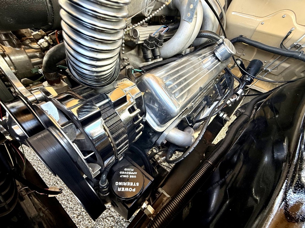 1954 Chevrolet 3100 7-Window Extended Cab Pickup (Restomod) - Image 30