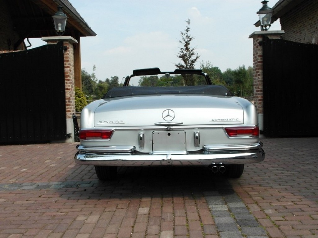 1965 Mercedes-Benz 300 SE - Image 33