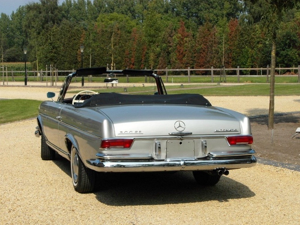 1965 Mercedes-Benz 300 SE - Image 43