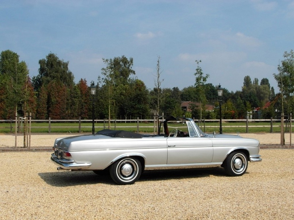 1965 Mercedes-Benz 300 SE - Image 51