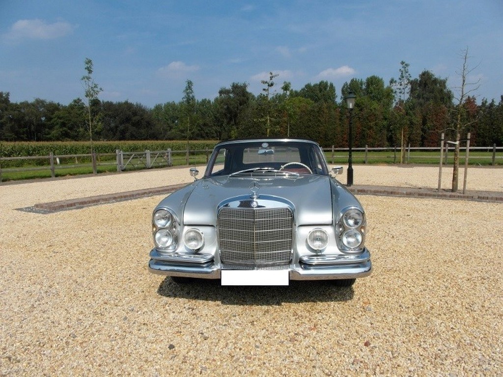 1965 Mercedes-Benz 300 SE - Image 3