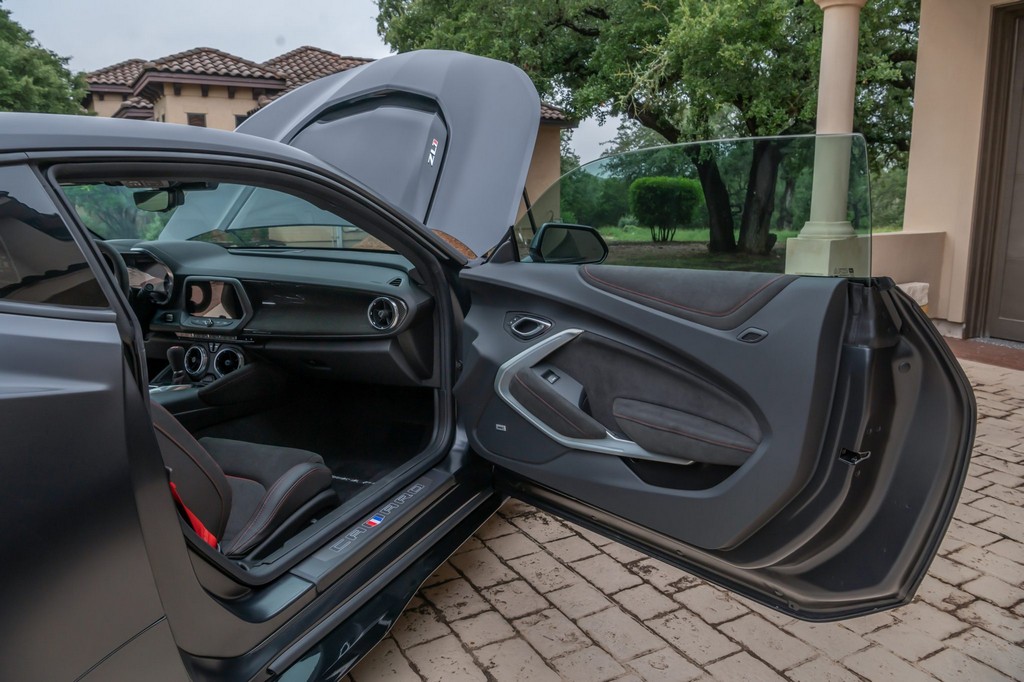 2024 Chevrolet Camaro ZL1 Collector Edition - Image 65