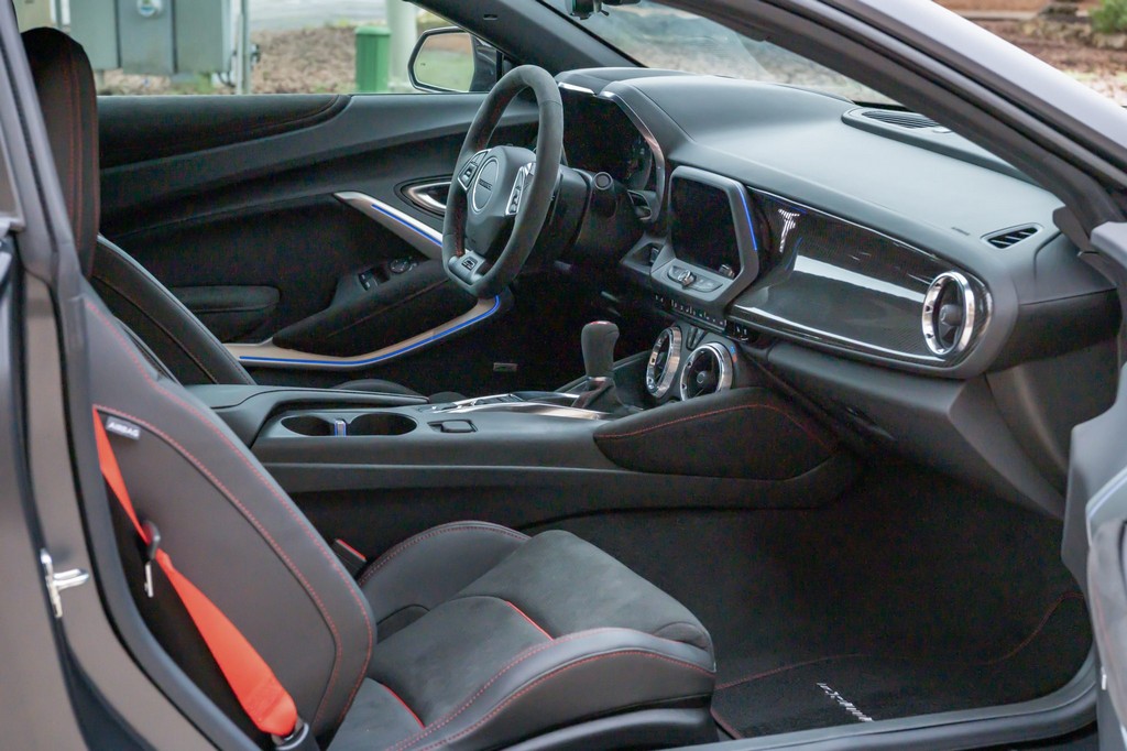 2024 Chevrolet Camaro ZL1 Collector Edition - Image 129