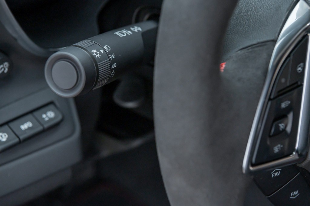 2024 Chevrolet Camaro ZL1 Collector Edition - Image 25