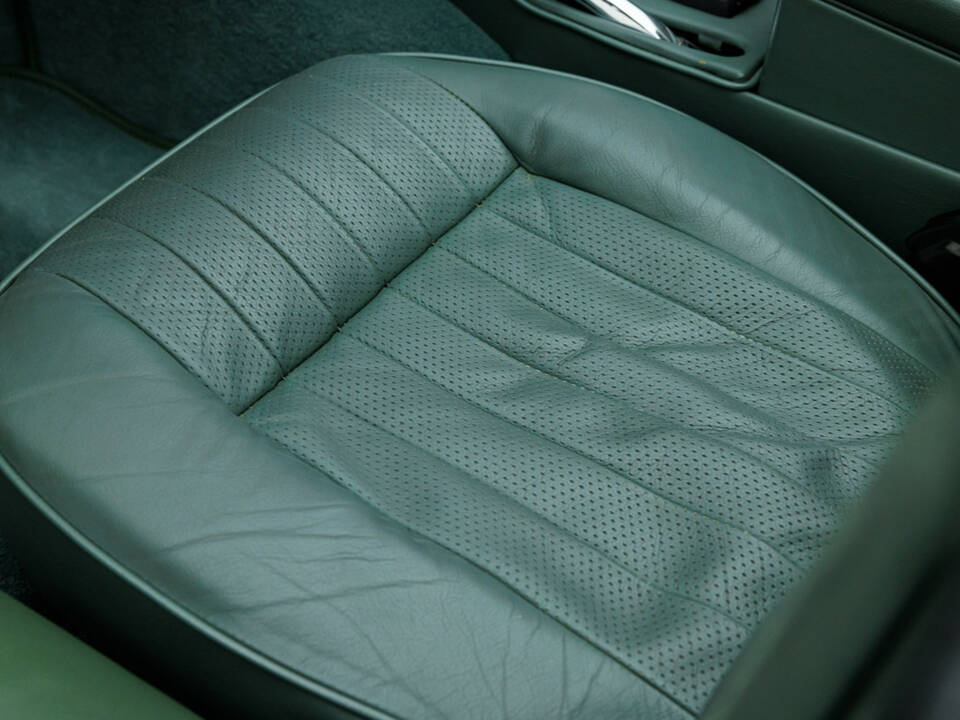 1970 Jaguar E-Type 4.2 Series 2 Roadster - Image 28