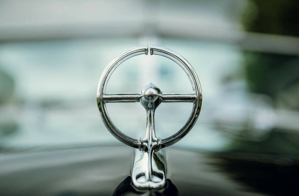 1948 Buick Roadmaster 76C Fisher Body Convertible – Post‑War American Luxury - Image 16