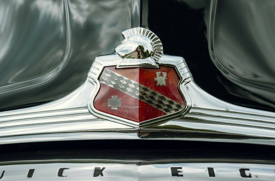 1948 Buick Roadmaster 76C Fisher Body Convertible – Post‑War American Luxury - Image 17