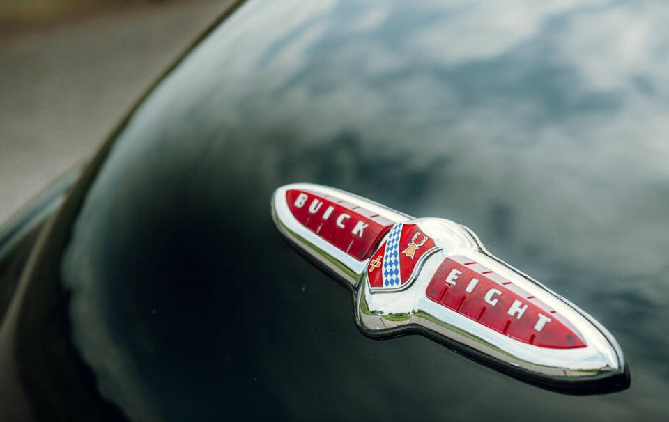1948 Buick Roadmaster 76C Fisher Body Convertible – Post‑War American Luxury - Image 23