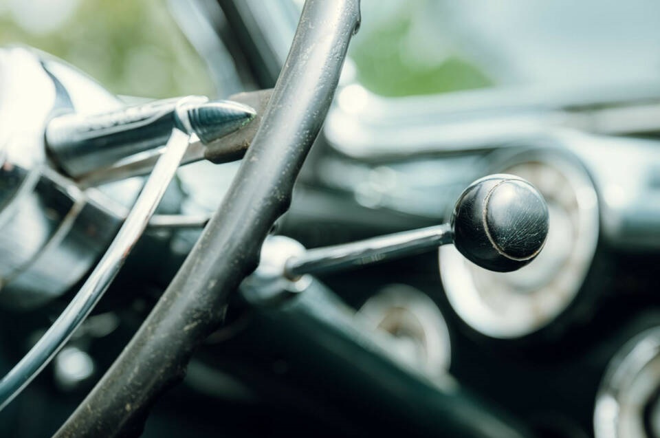 1948 Buick Roadmaster 76C Fisher Body Convertible – Post‑War American Luxury - Image 39