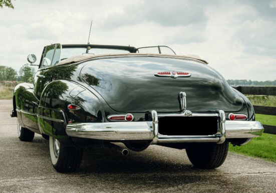1948 Buick Roadmaster 76C Fisher Body Convertible – Post‑War American Luxury - Image 41