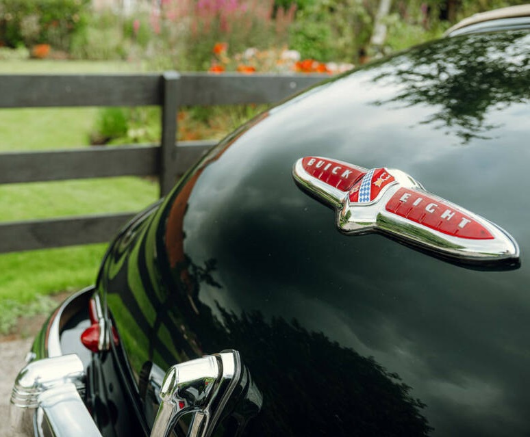 1948 Buick Roadmaster 76C Fisher Body Convertible – Post‑War American Luxury - Image 42