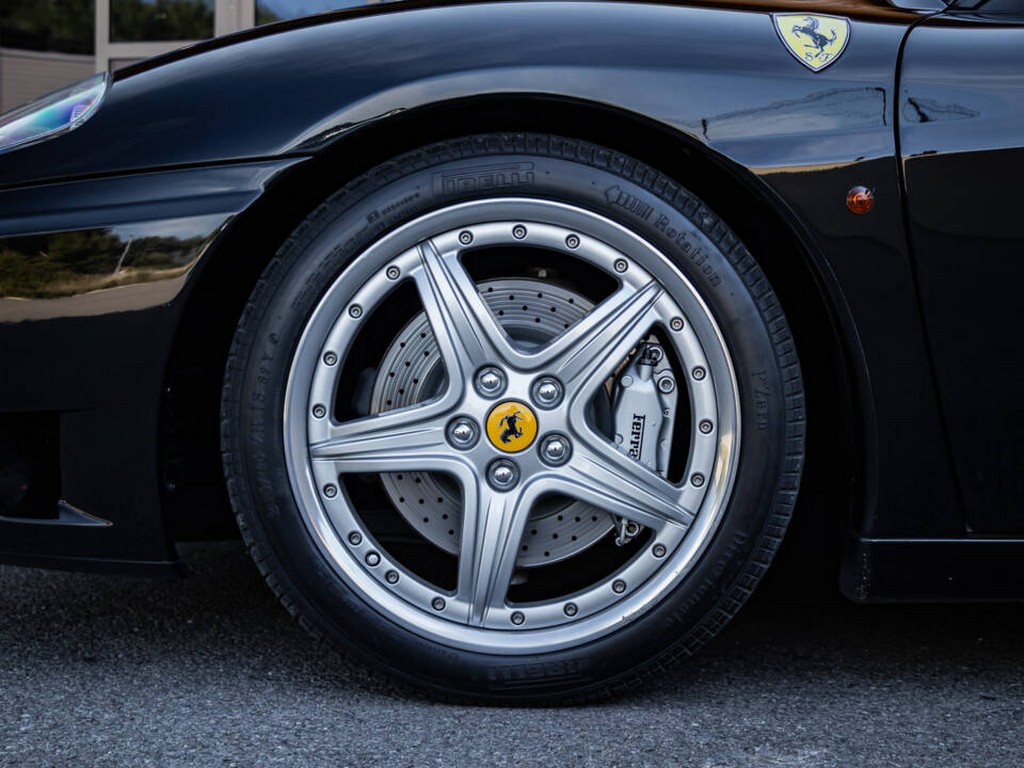 2001 Ferrari 360 Spider - Image 16