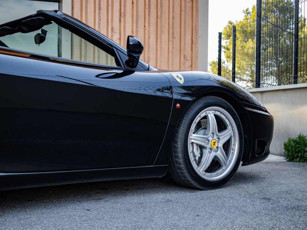2001 Ferrari 360 Spider - Image 21
