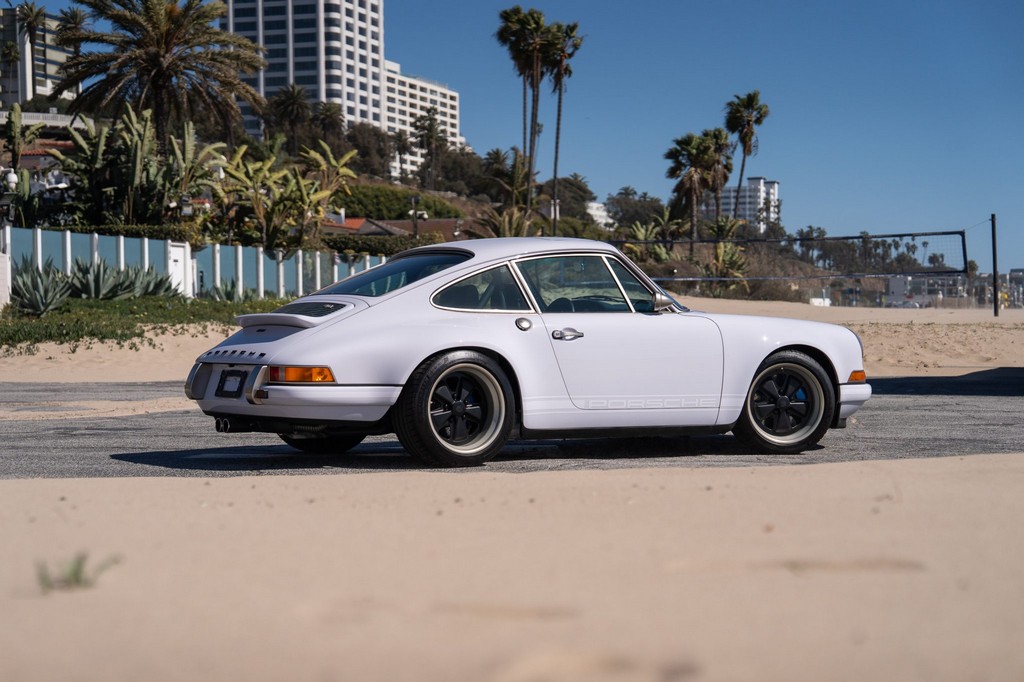 1991 Porsche 911 Carrera 2 Coupe by Singer - Image 23