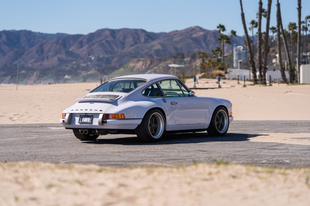 1991 Porsche 911 Carrera 2 Coupe by Singer - Image 24