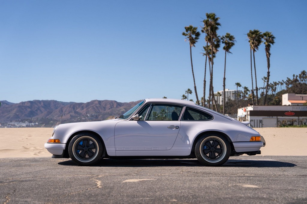 1991 Porsche 911 Carrera 2 Coupe by Singer - Image 27