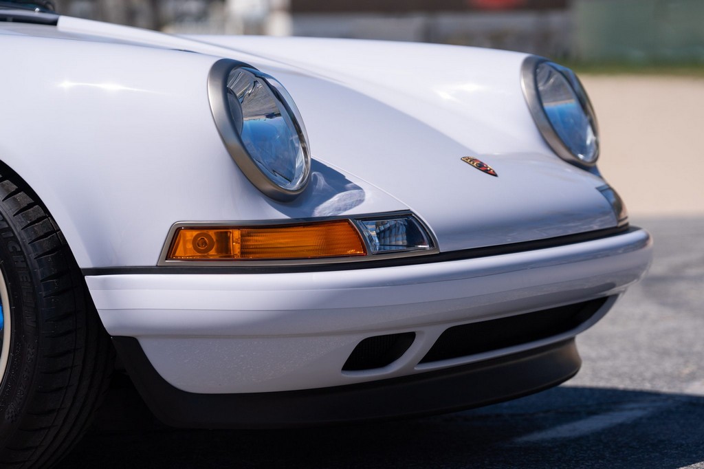 1991 Porsche 911 Carrera 2 Coupe by Singer - Image 32