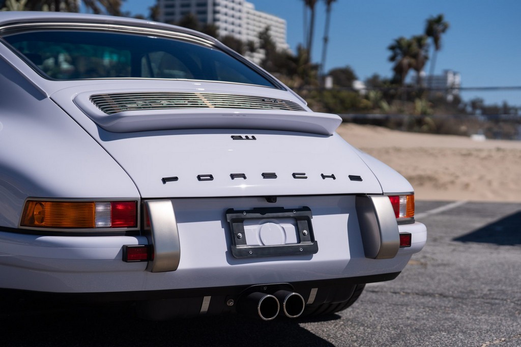 1991 Porsche 911 Carrera 2 Coupe by Singer - Image 41