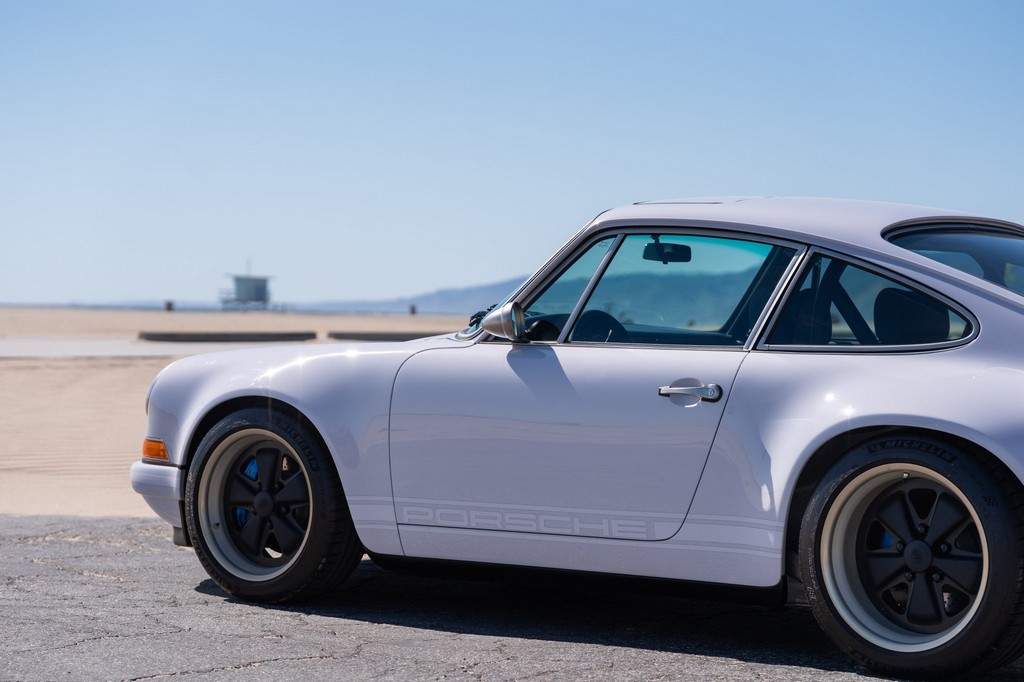 1991 Porsche 911 Carrera 2 Coupe by Singer - Image 46