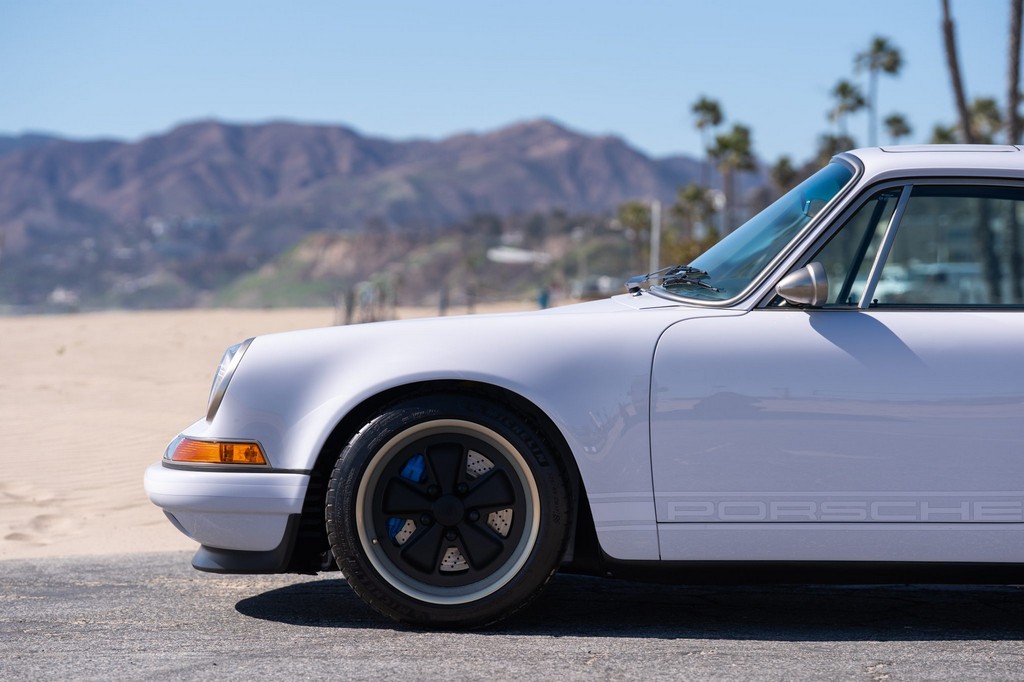 1991 Porsche 911 Carrera 2 Coupe by Singer - Image 47