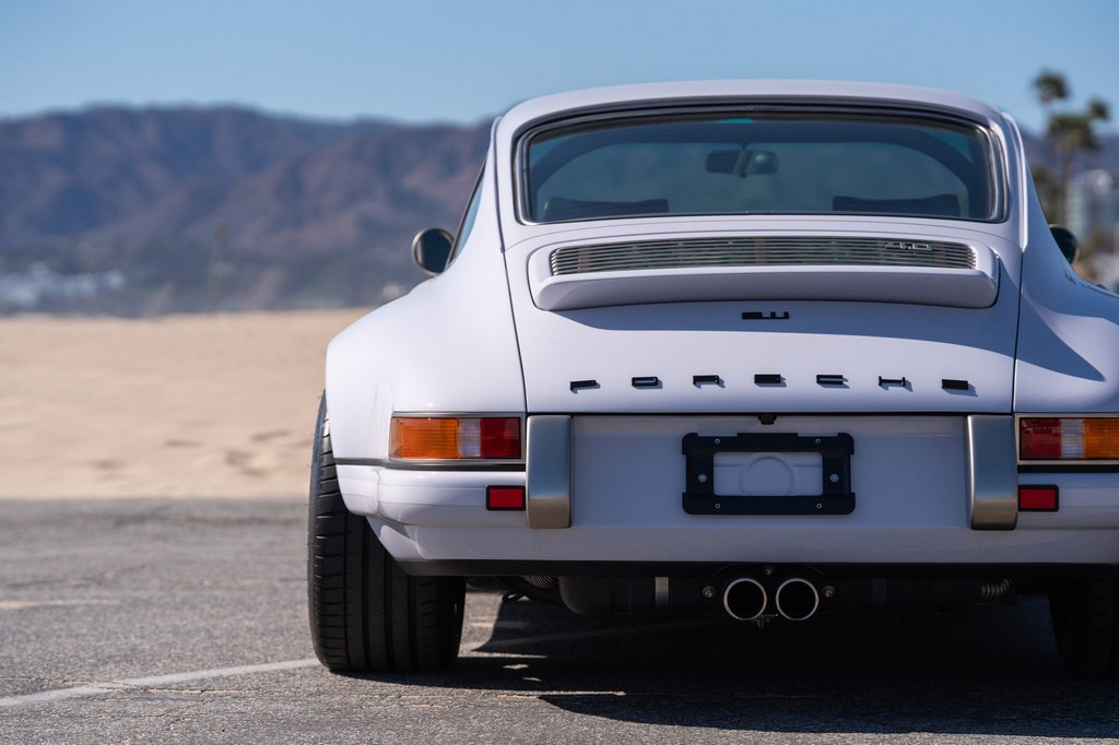 1991 Porsche 911 Carrera 2 Coupe by Singer - Image 62