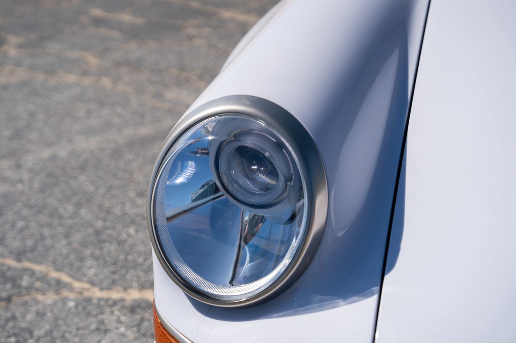 1991 Porsche 911 Carrera 2 Coupe by Singer - Image 84