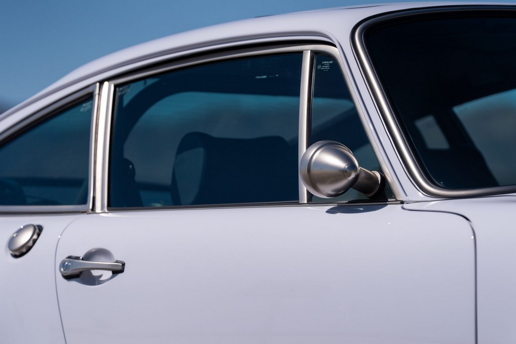 1991 Porsche 911 Carrera 2 Coupe by Singer - Image 88