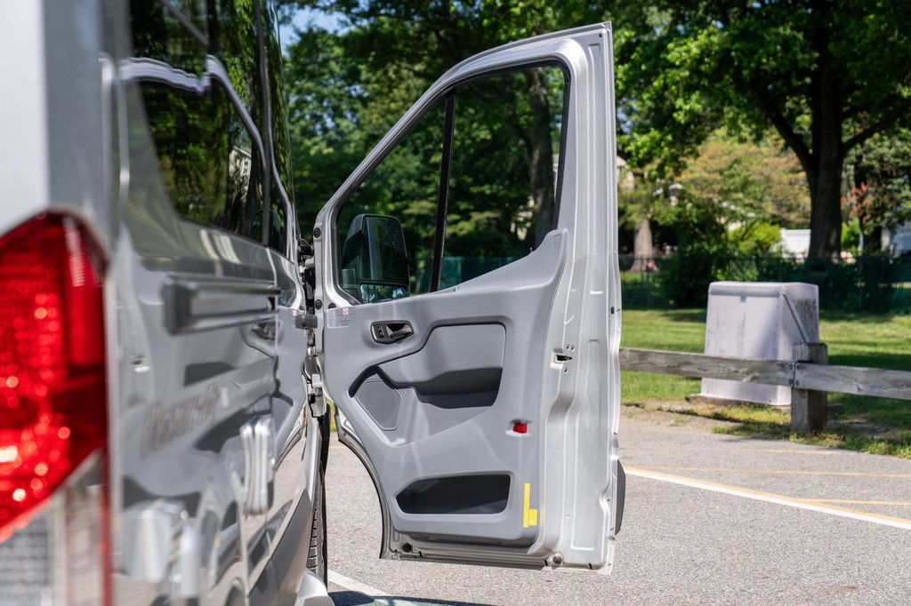 2021 Pleasure-Way Ontour 2.0 – Class B Motorhome on Ford Transit 250, EcoBoost V6 - Image 8