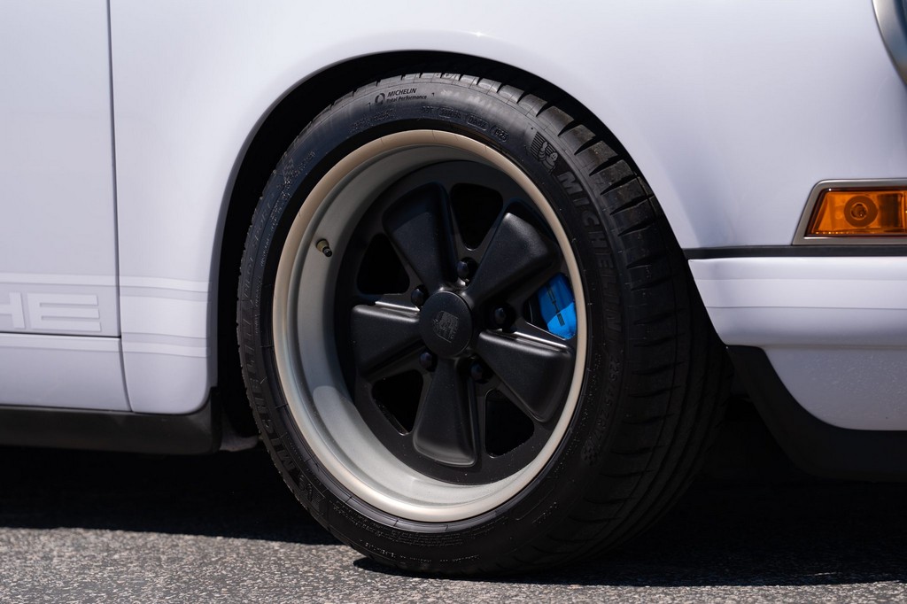 1991 Porsche 911 Carrera 2 Coupe by Singer - Image 108