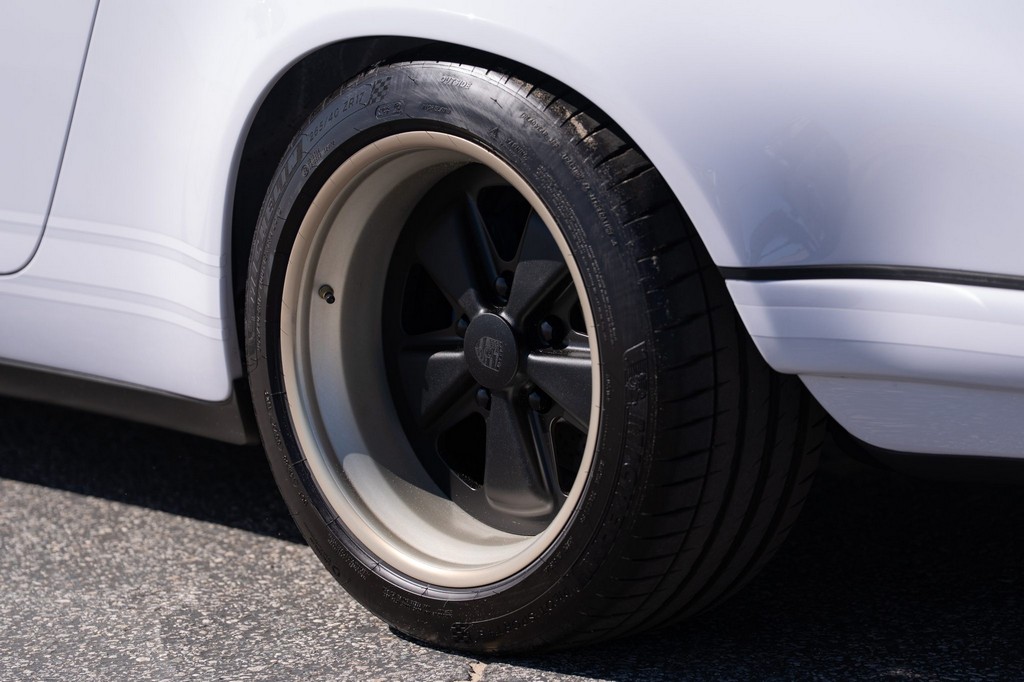 1991 Porsche 911 Carrera 2 Coupe by Singer - Image 111