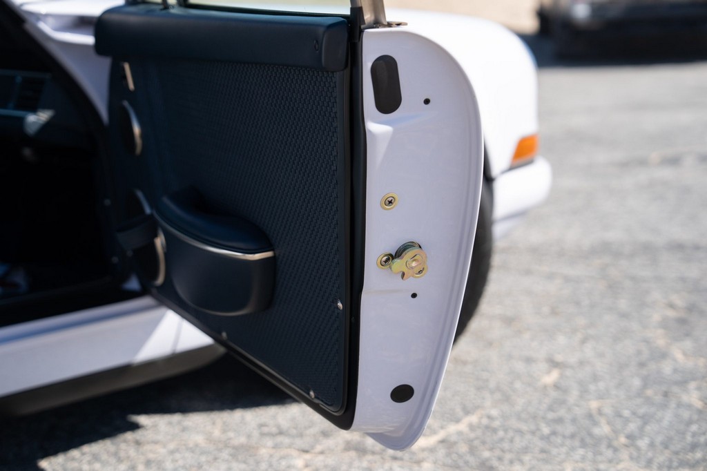 1991 Porsche 911 Carrera 2 Coupe by Singer - Image 126