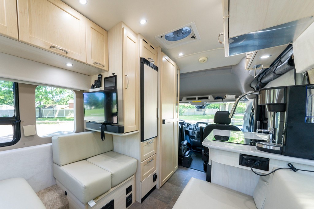 2021 Pleasure-Way Ontour 2.0 – Class B Motorhome on Ford Transit 250, EcoBoost V6 - Image 38