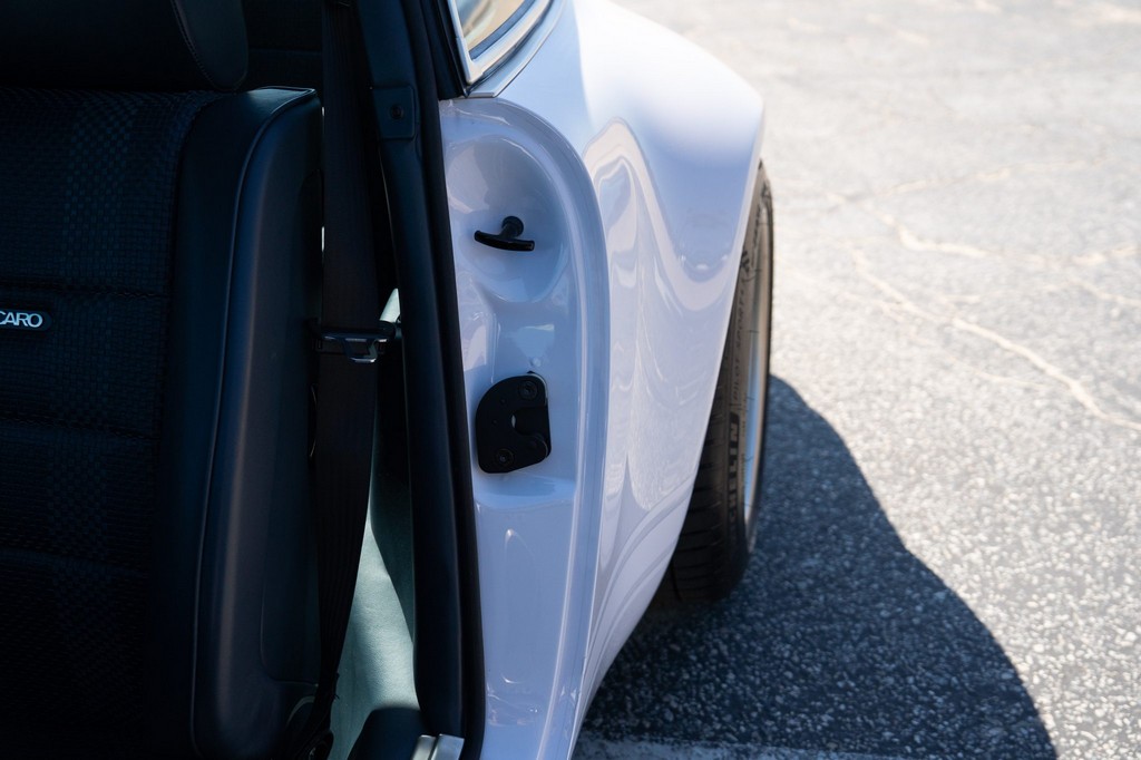 1991 Porsche 911 Carrera 2 Coupe by Singer - Image 177