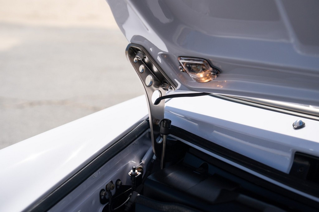 1991 Porsche 911 Carrera 2 Coupe by Singer - Image 191