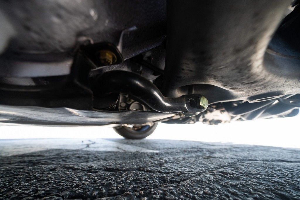 1991 Porsche 911 Carrera 2 Coupe by Singer - Image 4