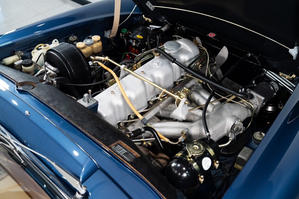 1969 Mercedes-Benz 280SL “Pagoda” - Image 3