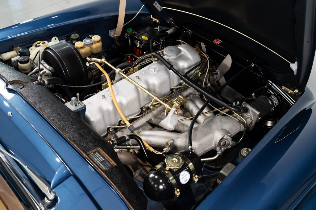 1969 Mercedes-Benz 280SL “Pagoda” - Image 4