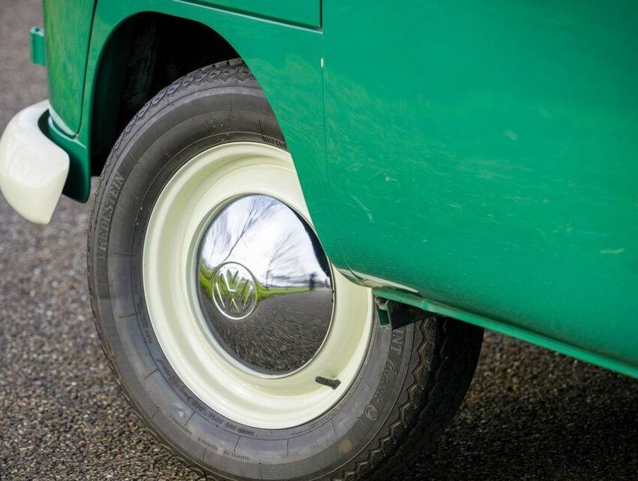 1964 Volkswagen Type 2 T1 Camper – Manual, Restored - Image 16