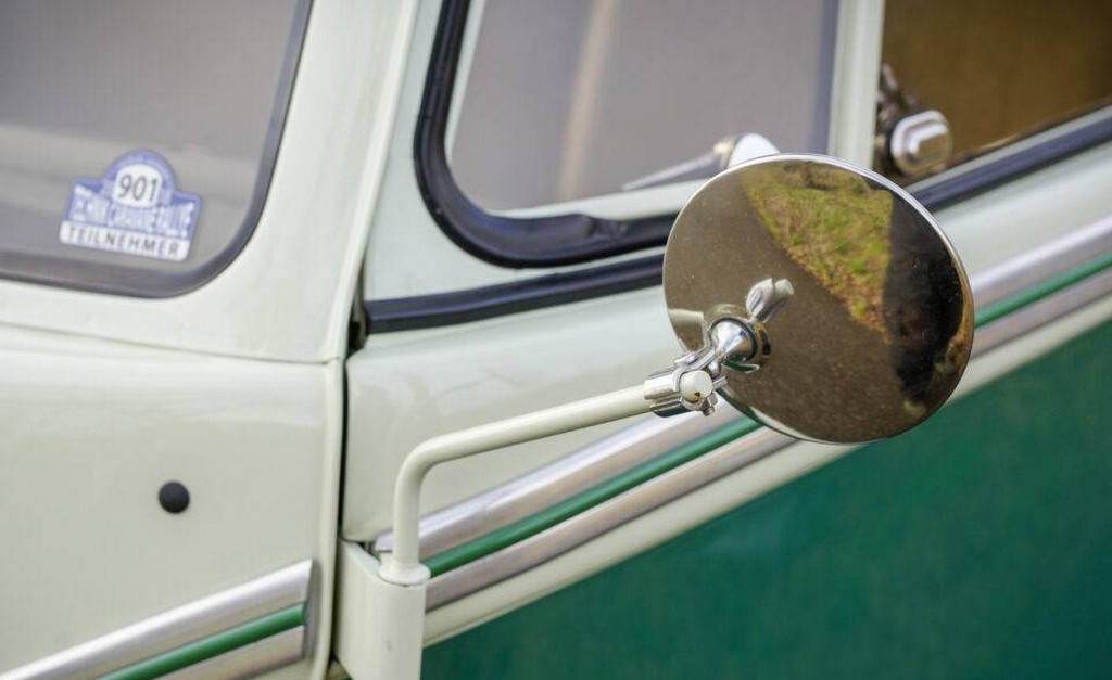 1964 Volkswagen Type 2 T1 Camper – Manual, Restored - Image 6