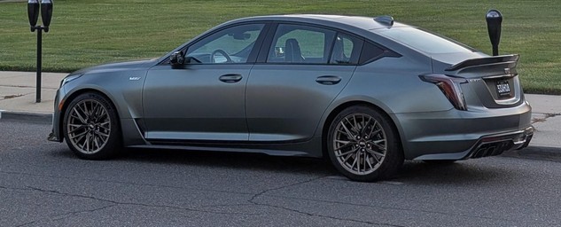 2022 Cadillac CT5-V Blackwing - Image 3