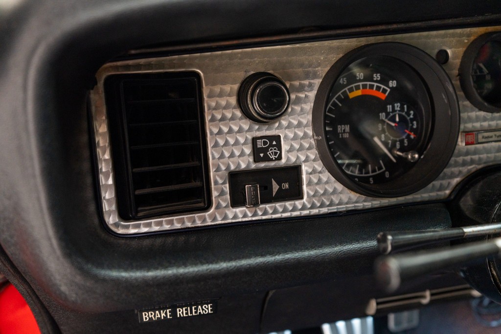 1972 Pontiac Firebird – 455ci V8, 5-Speed Manual, One-Owner - Image 4