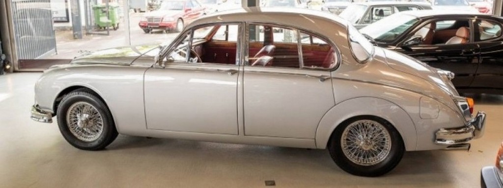 1967 Jaguar Mk II 3.4 – 3.4L Inline-Six, Manual, 95k Miles - Image 5