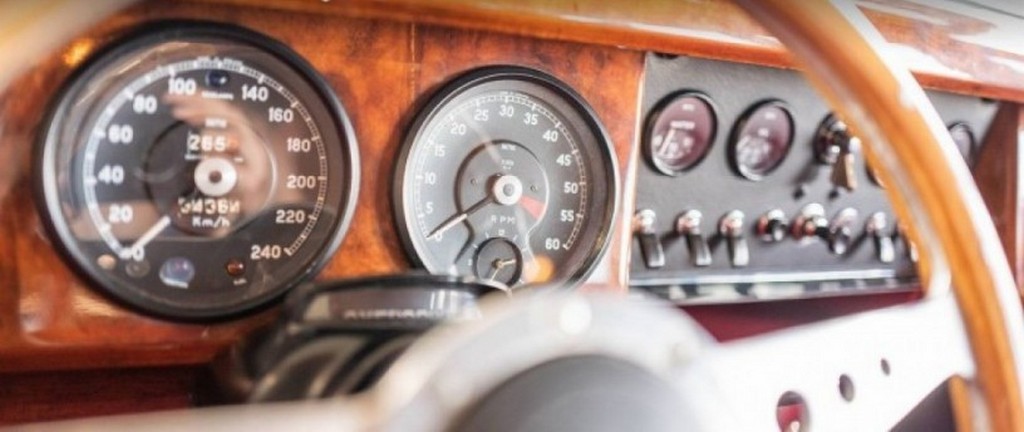 1967 Jaguar Mk II 3.4 – 3.4L Inline-Six, Manual, 95k Miles - Image 6