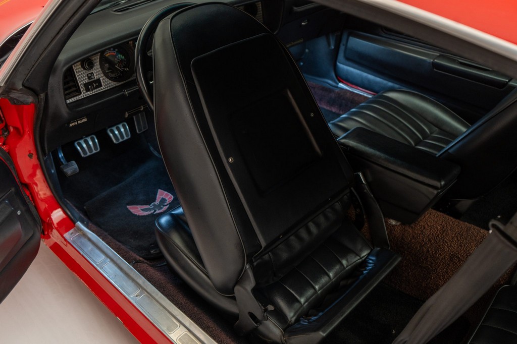 1972 Pontiac Firebird – 455ci V8, 5-Speed Manual, One-Owner - Image 6