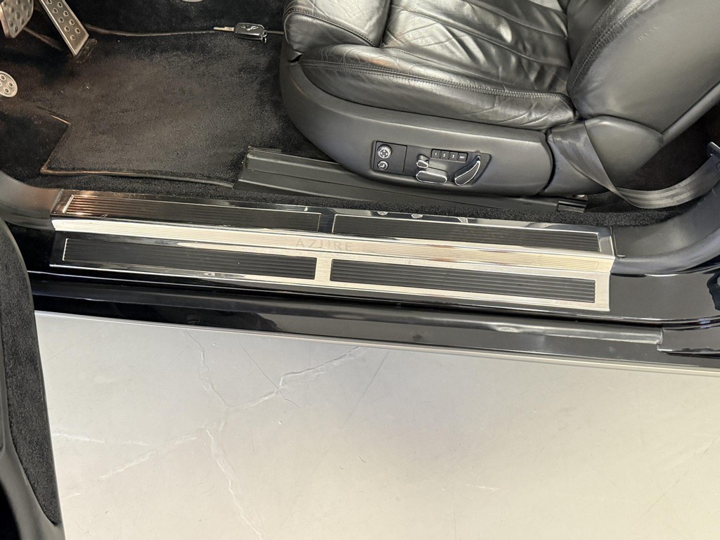 2008 Bentley Azure - Image 13