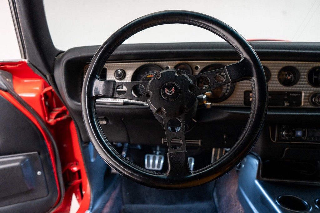 1972 Pontiac Firebird – 455ci V8, 5-Speed Manual, One-Owner - Image 16
