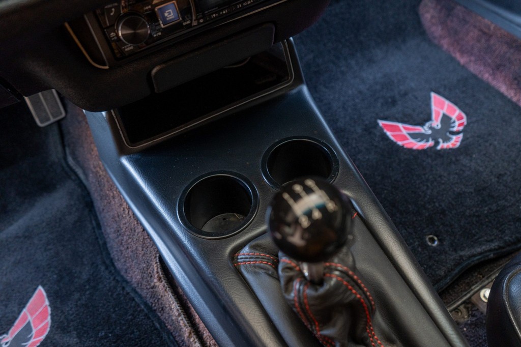 1972 Pontiac Firebird – 455ci V8, 5-Speed Manual, One-Owner - Image 19