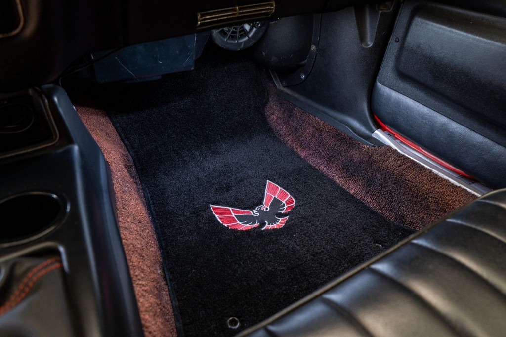 1972 Pontiac Firebird – 455ci V8, 5-Speed Manual, One-Owner - Image 20